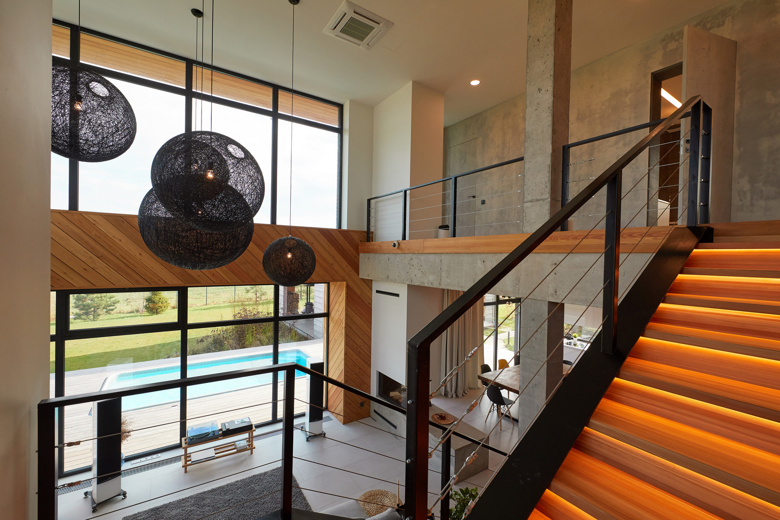 Интерьер дома в современном стиле