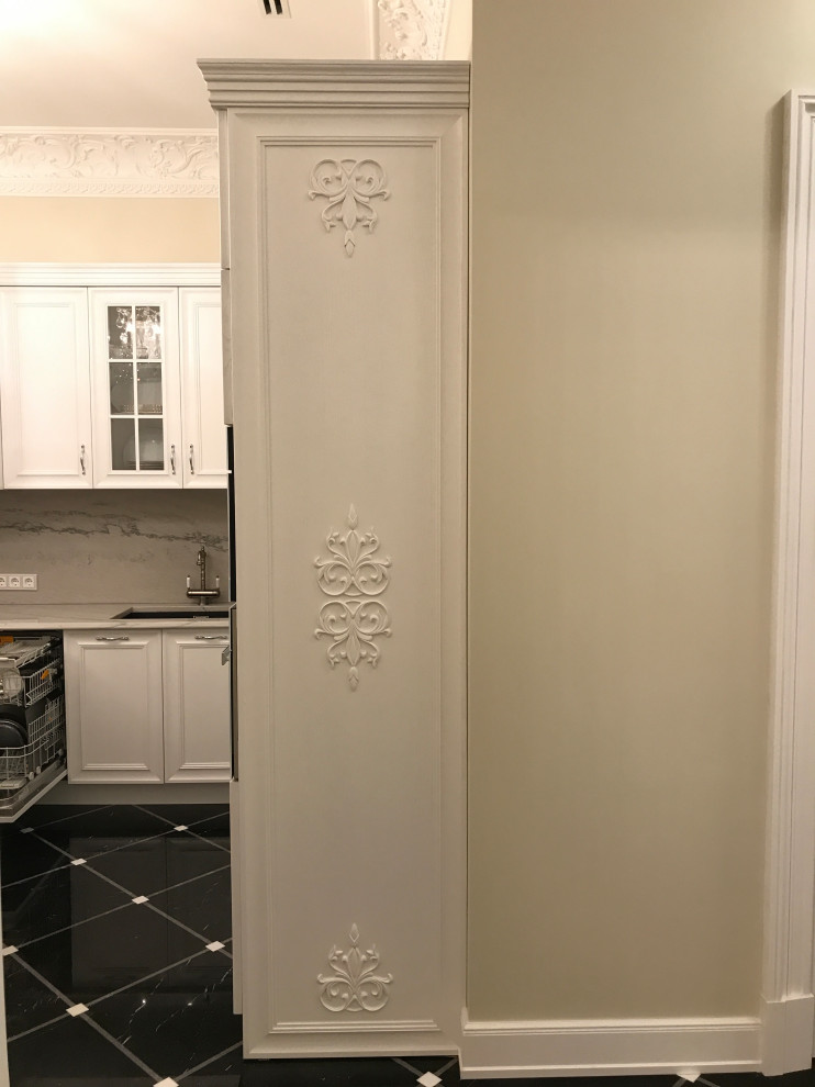 Смольный квартира