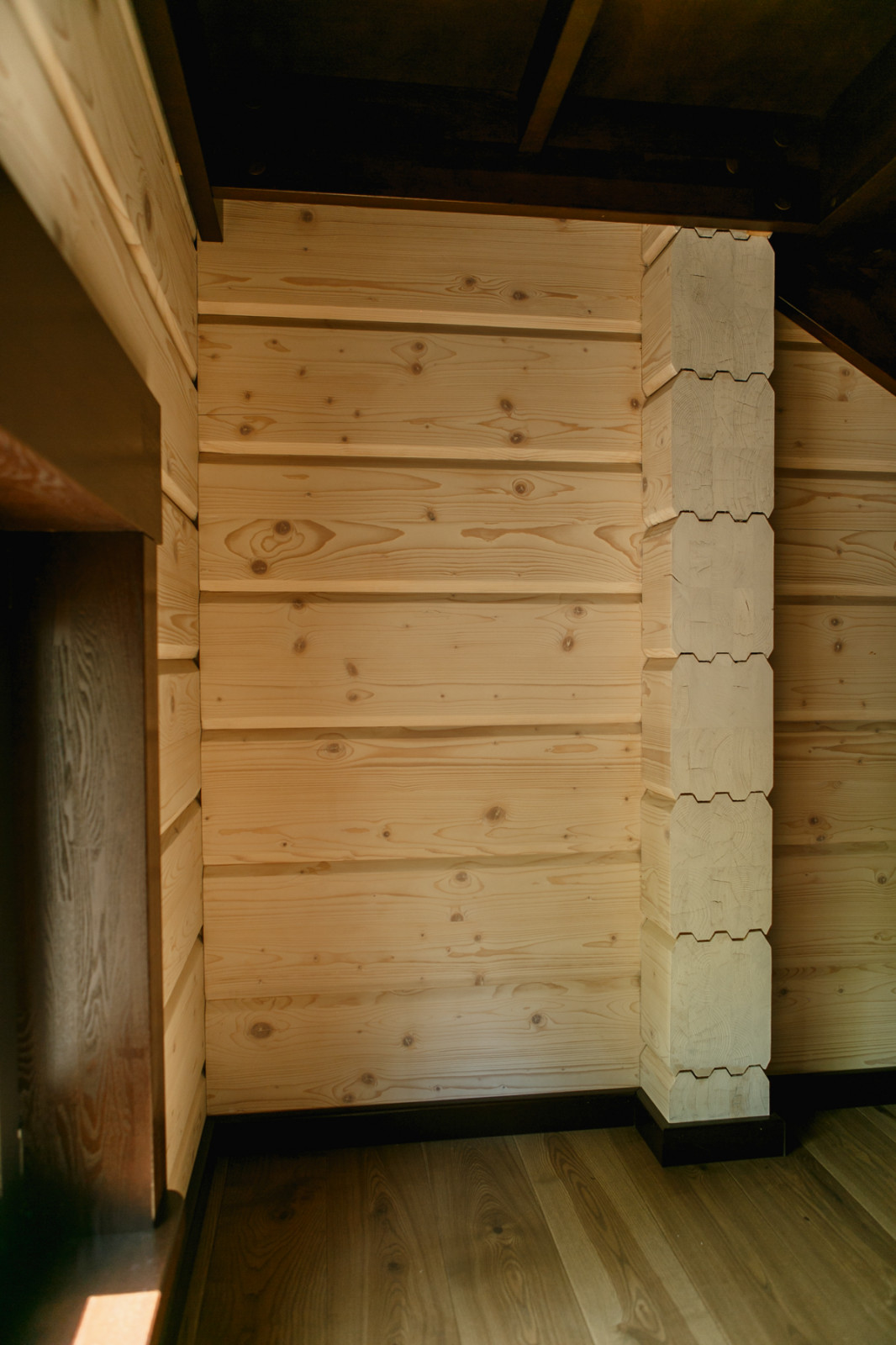 Интерьер дома из клееного бруса