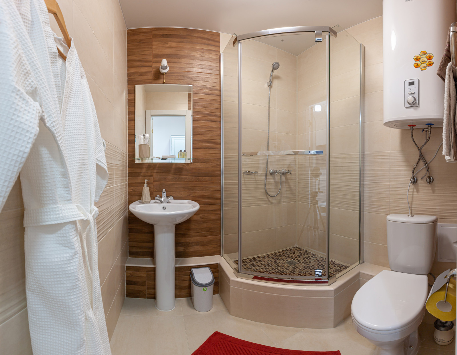 Апартаменты «Wood&Gold»