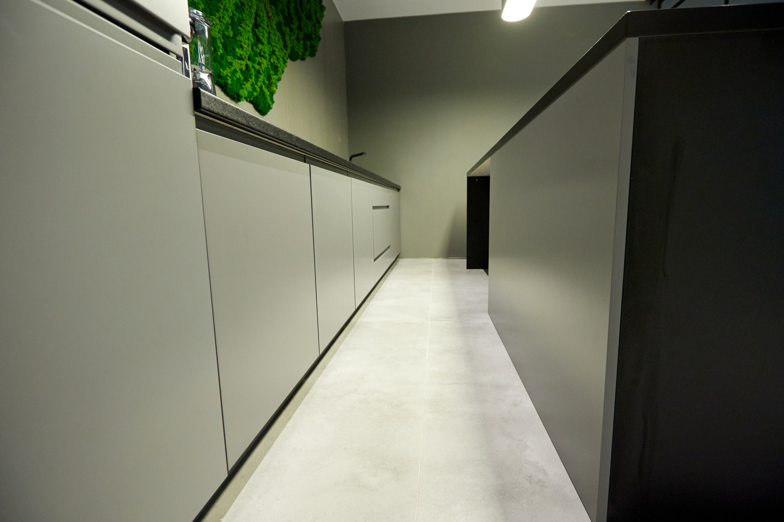 Стильная офисная кухня