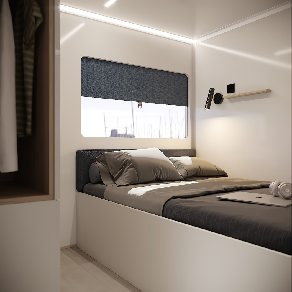Houseboat 2020