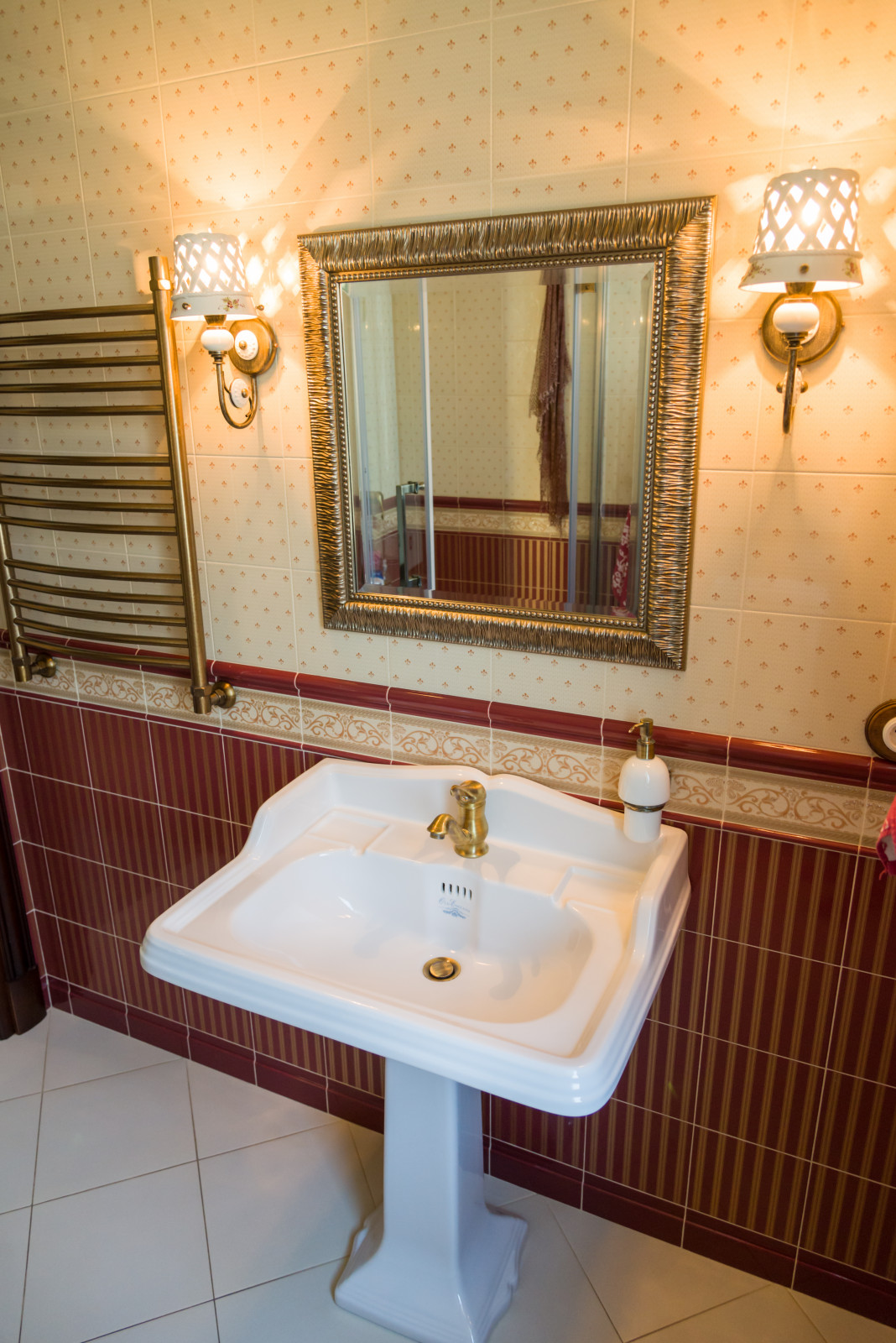 Интерьер дома в классическом стиле (500 кв м)