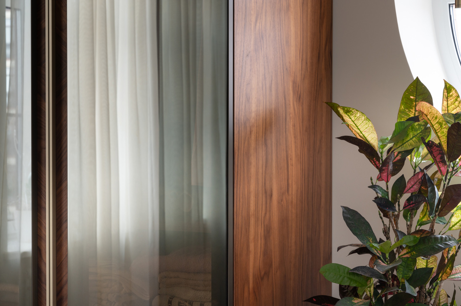 Шкафы в гардеробной