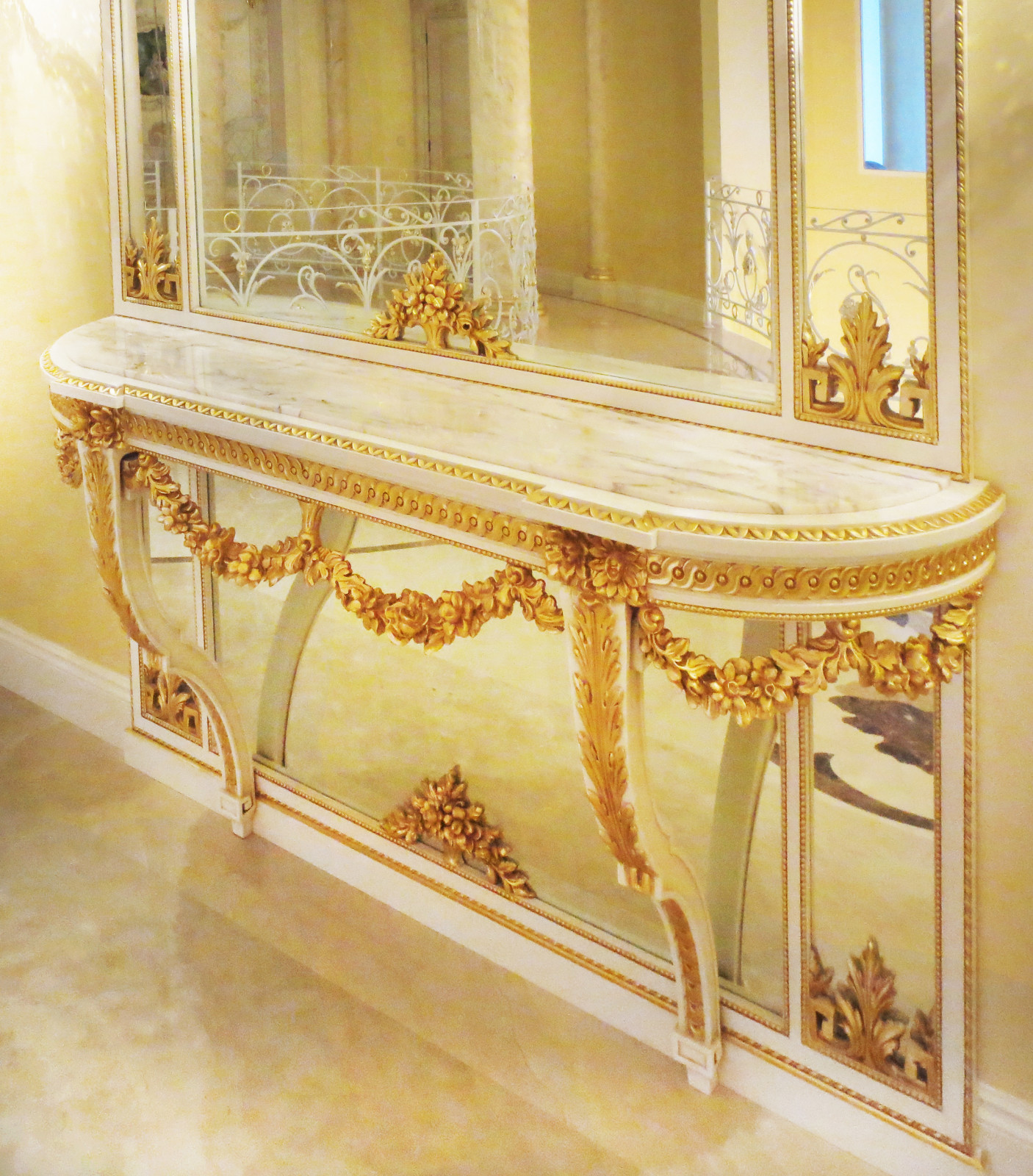 Обложка проекта: Интерьер