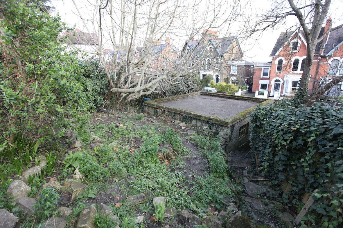 Houzz в саду: Прежний пустырь стал цветущим садом