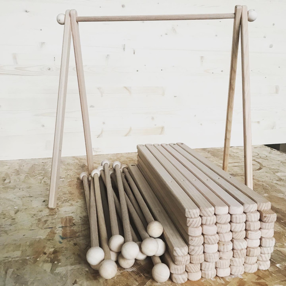 Обложка проекта: 14 комплектов детских стоек-тренажёров