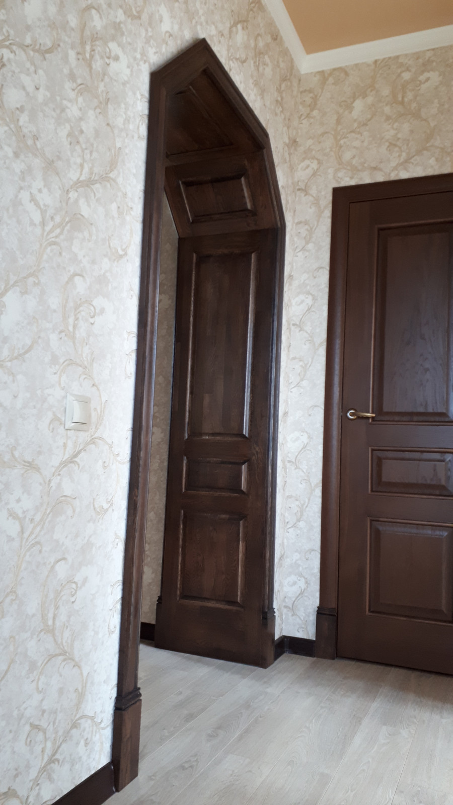 Обложка проекта: Дверные порталы