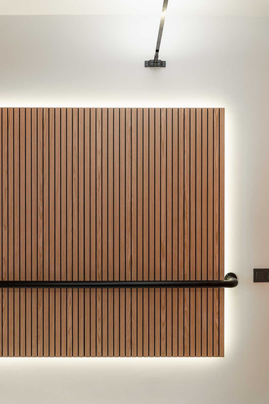 Кухня в коралловом ожерелье