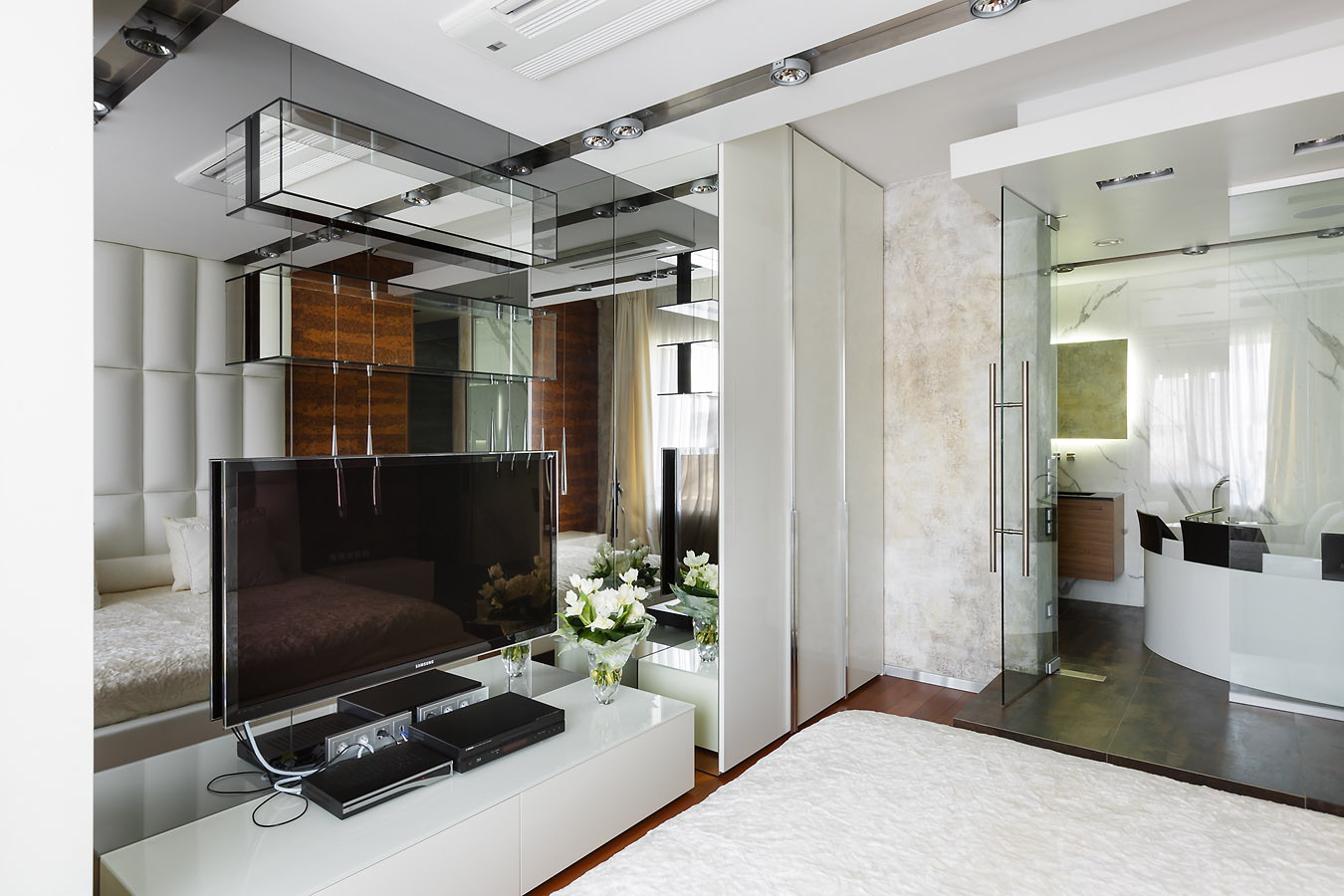 На Петроградской стороне