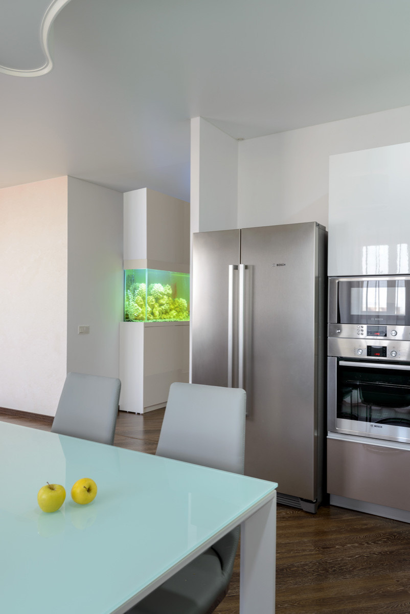 apartment with aquarium