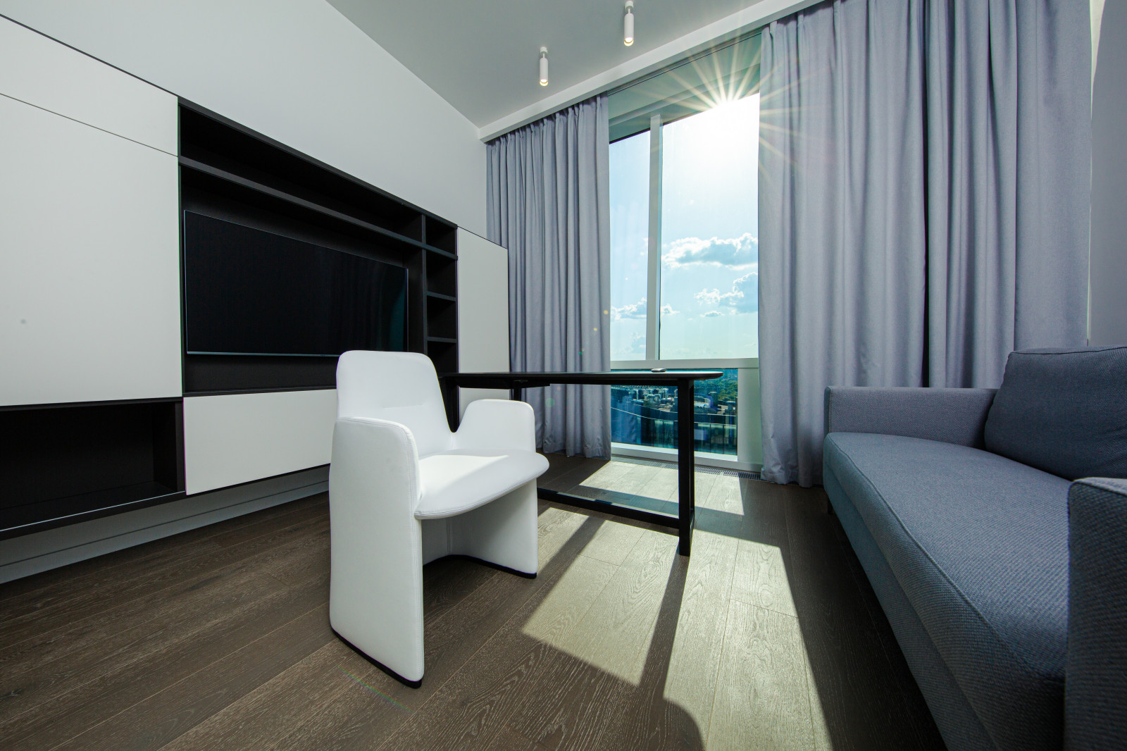 Реализация проекта в ЖК "Дом на Мосфильмовской"