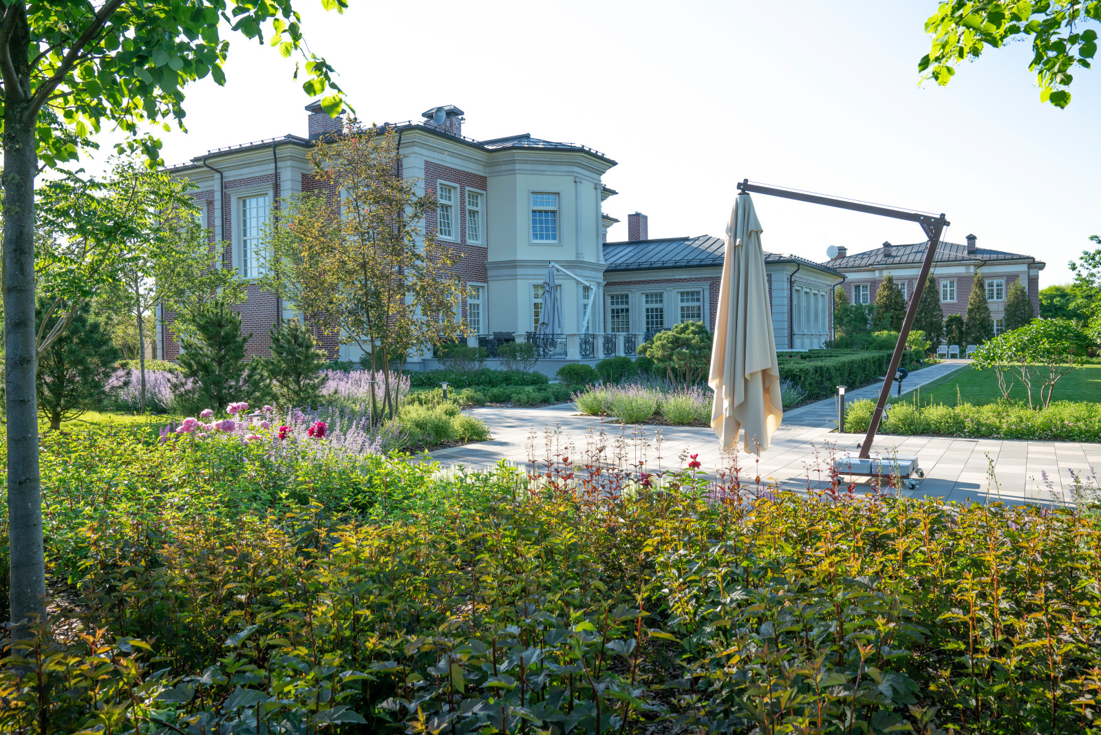 Английская неоклассика в КП Парквилл. 2019 г.