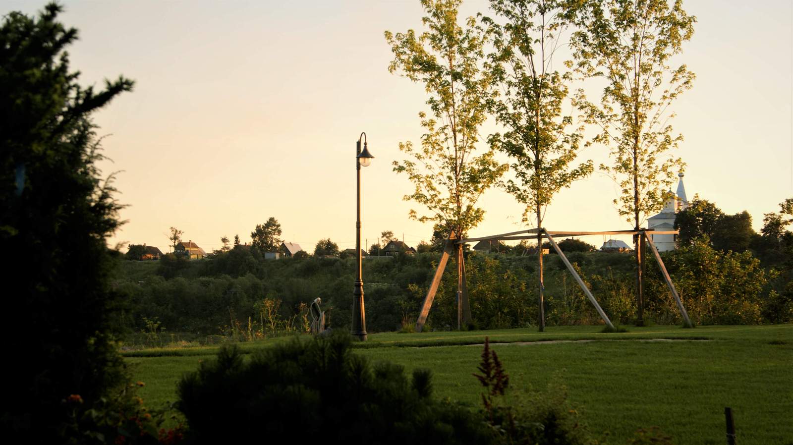 ИЗ ВАРЯГ В ГРЕКИ