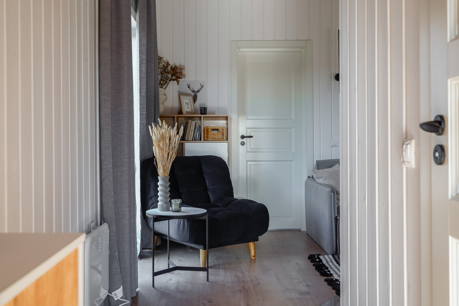 Небольшой дом под Петербургом