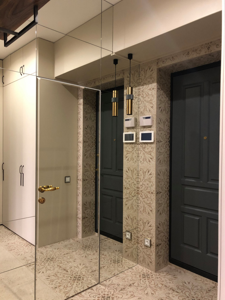 Зеркальное панно