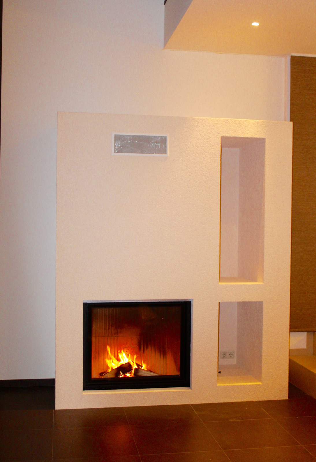 Топка EdilKamin (Италия) модель Cristal 90 в индивидуальной облицовке