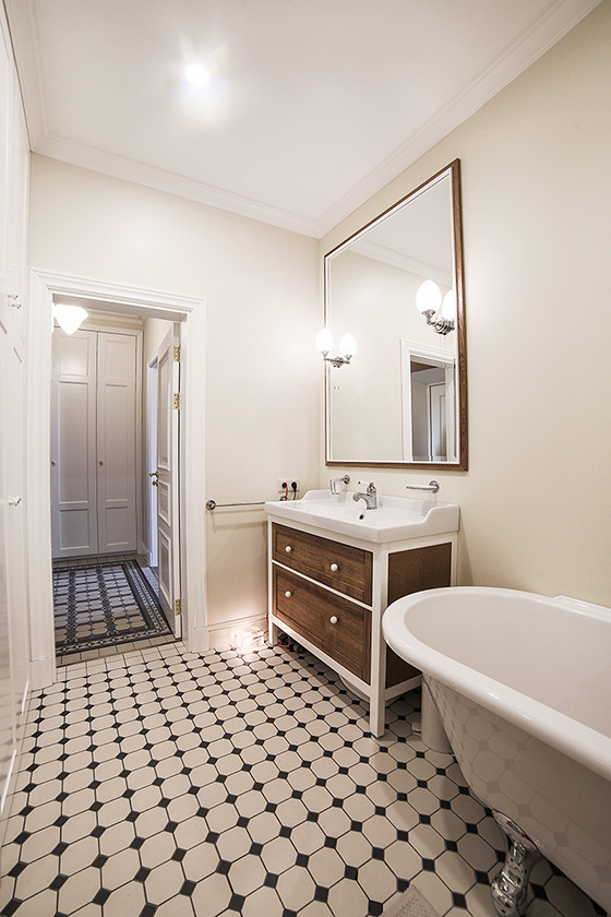 Из двушки в трешку. Квартира для семьи с детьми в центре Москвы.