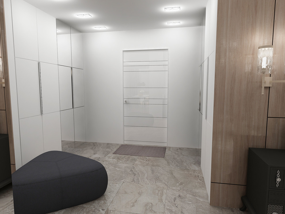 Трехкомнатная на Мосфильмовской г.Москва