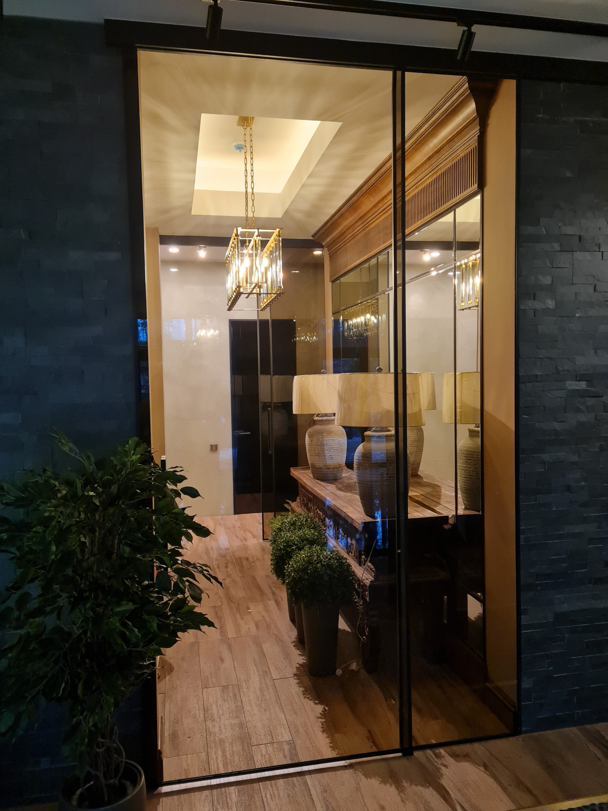 Перегородки из стекла