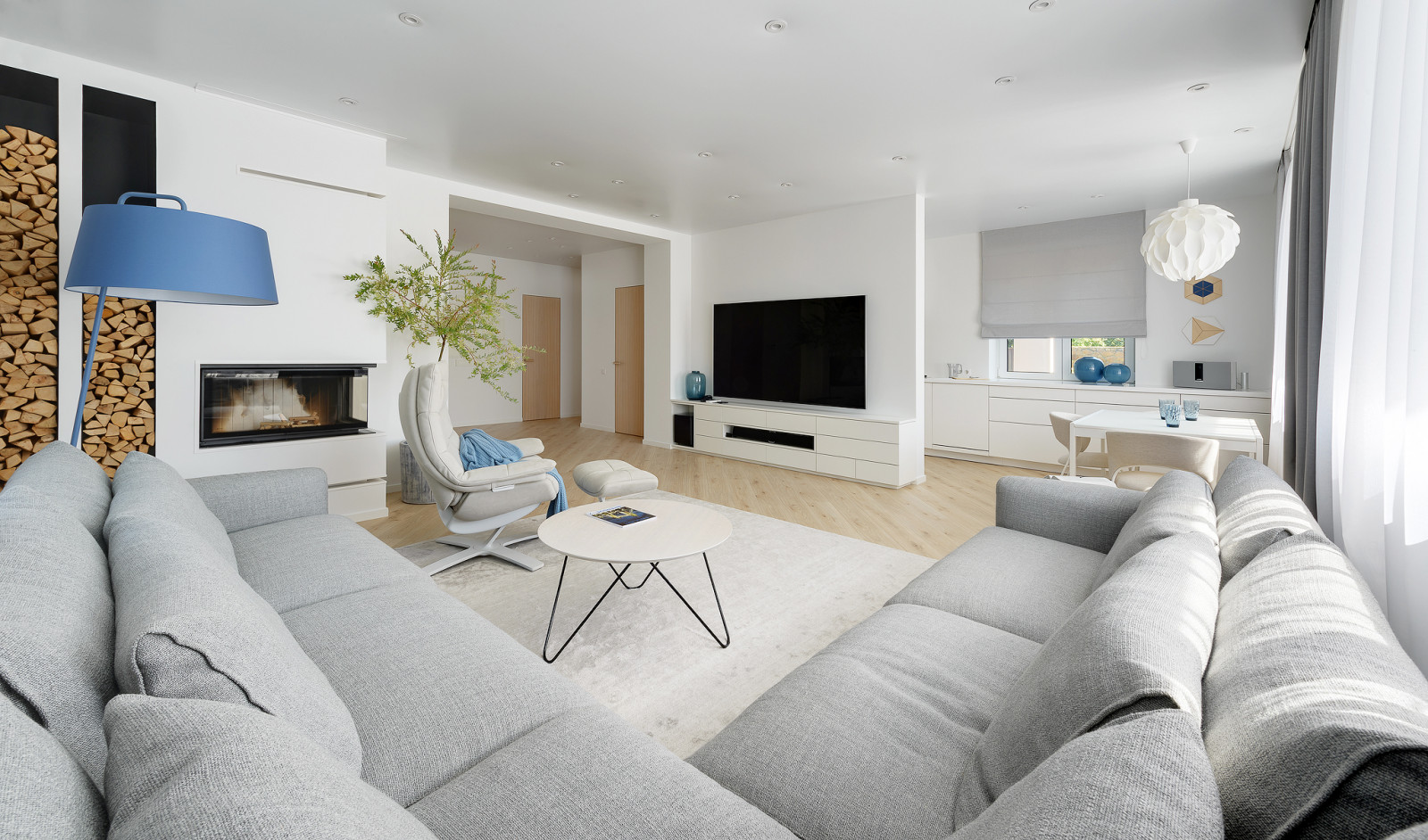 Дом в светлых оттенках