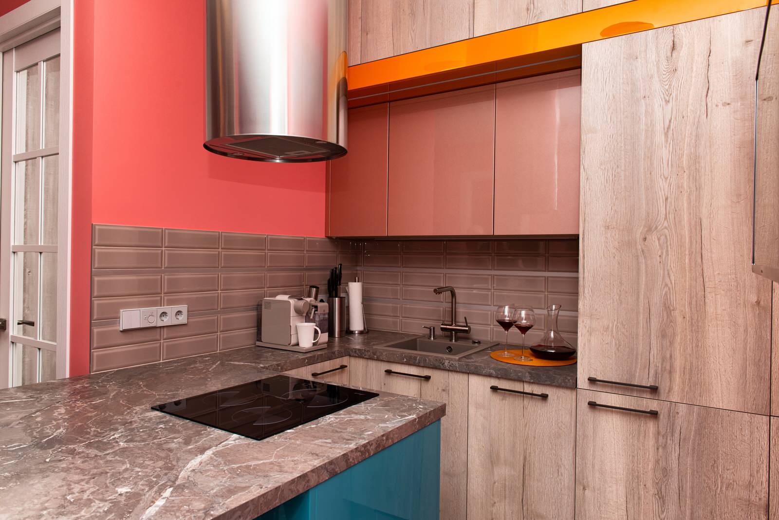 Квартира в цвете «соблазнительный коралл». ЖК «Лайнер»