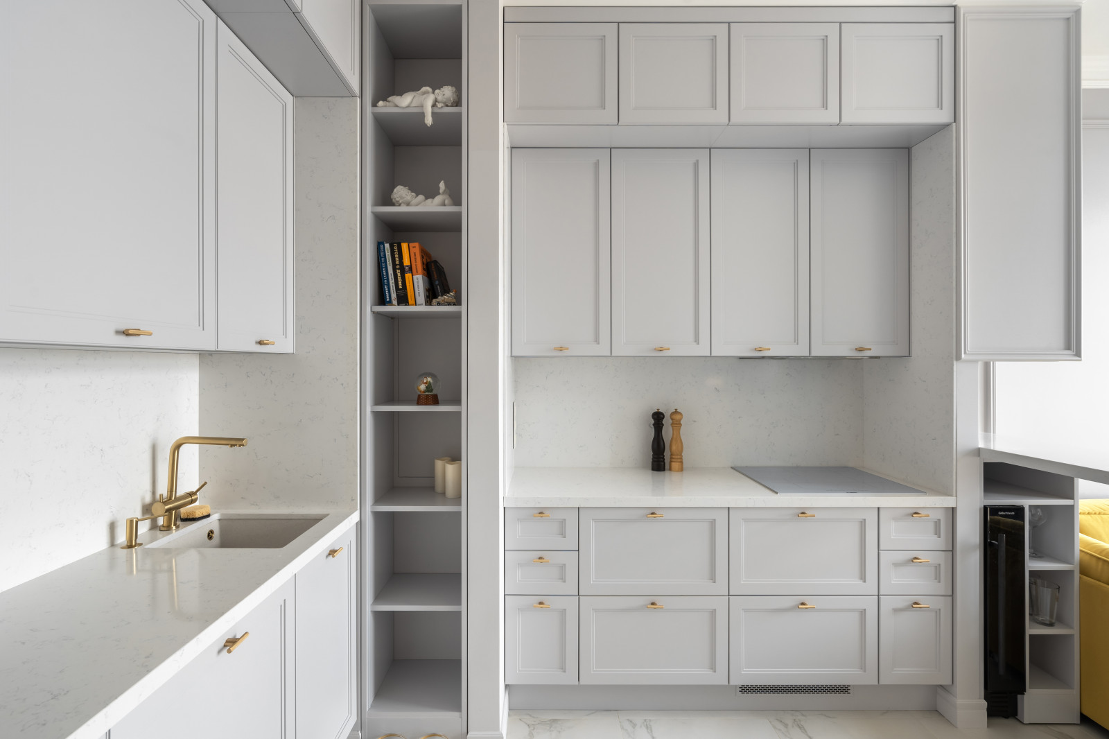 Кухня под цвет стен