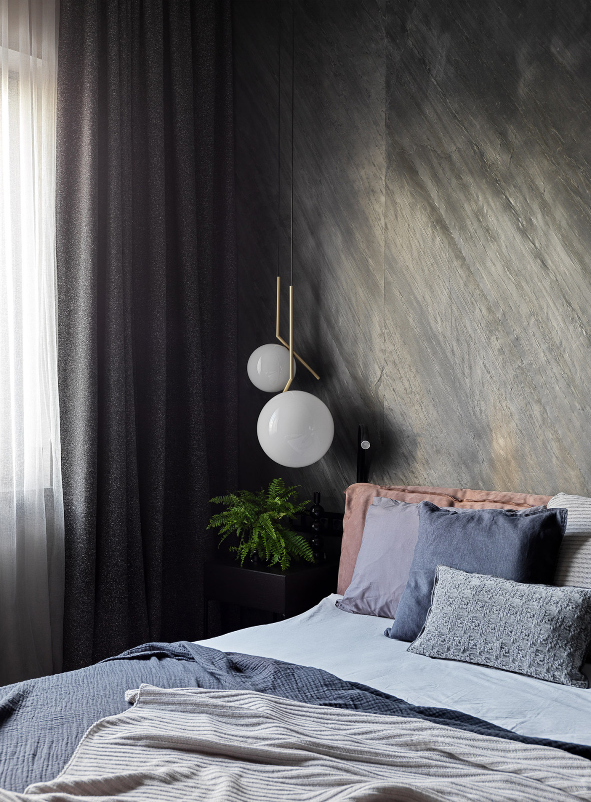 Apartment with grey shades in Saint-Petersburg