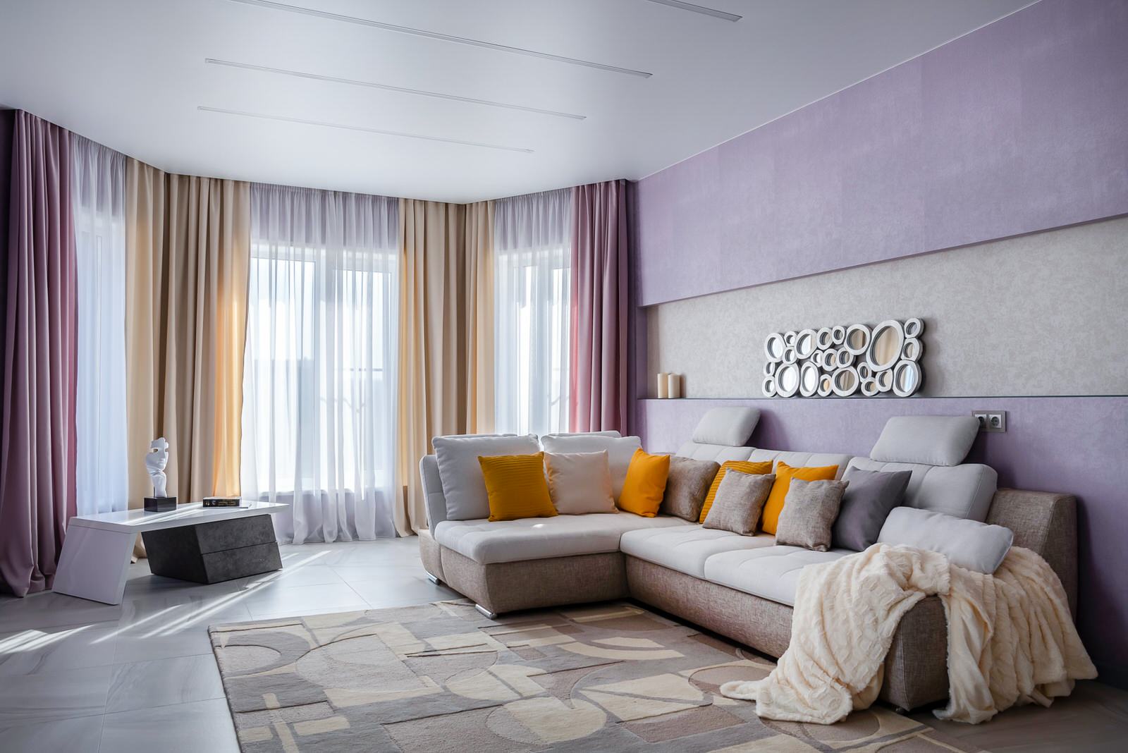 Дом с ирисом