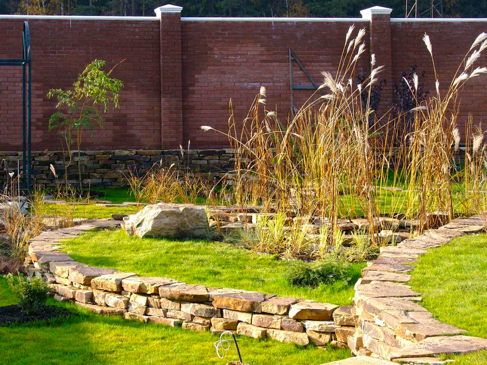 Обложка альбома: рельеф