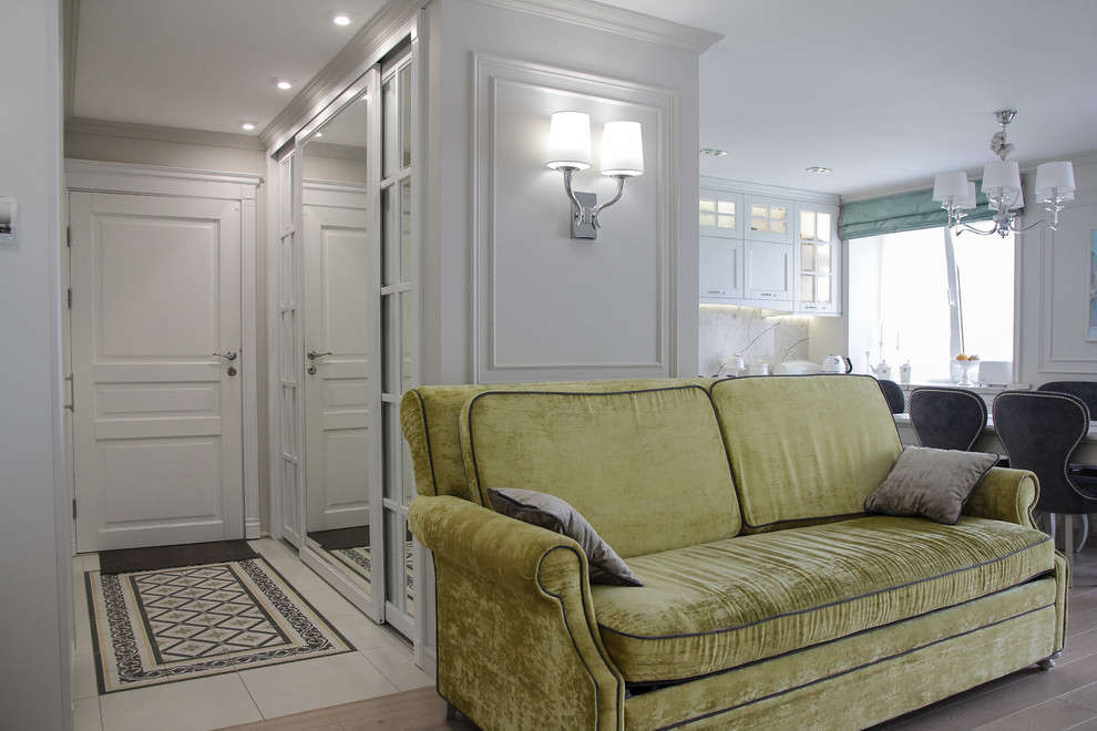 Воздушная классика. Квартира в центре города.