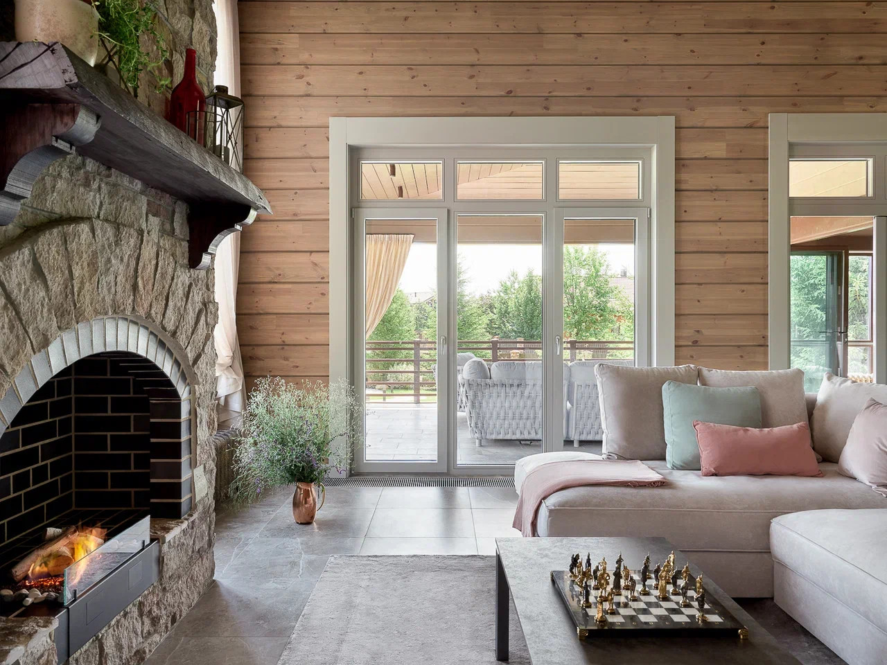 Дом из клееного бруса в стиле шале