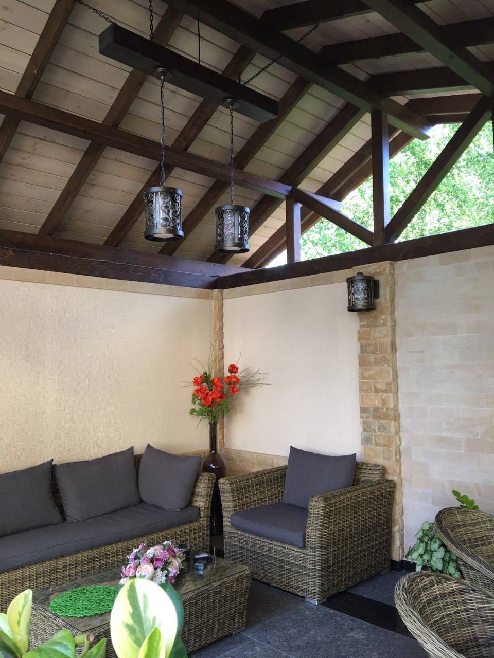 Любимовка. Беседка в пейзажном саду.