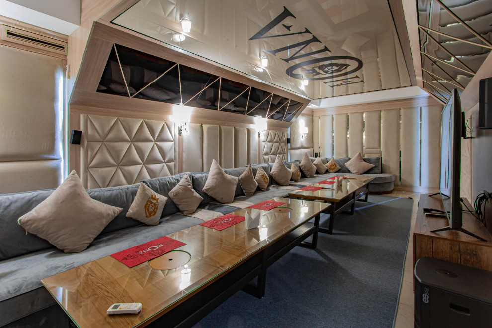 ресторан MONA