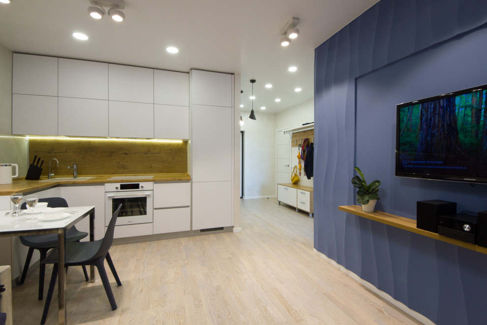 Нотки синего