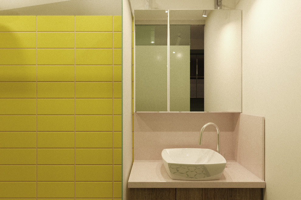 Студия с гардеробной для молодой девушки