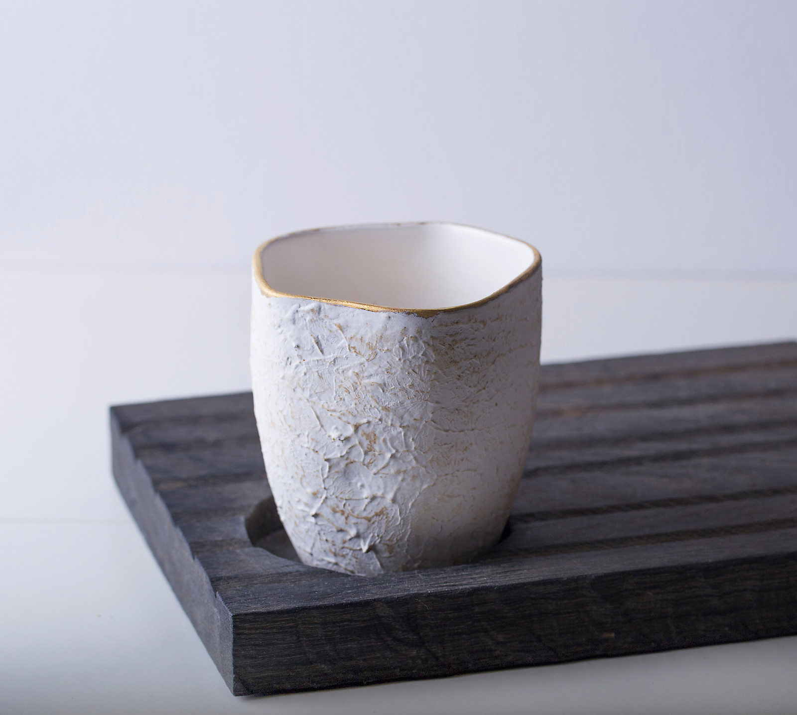 Levadnaja Details вышивка и керамика