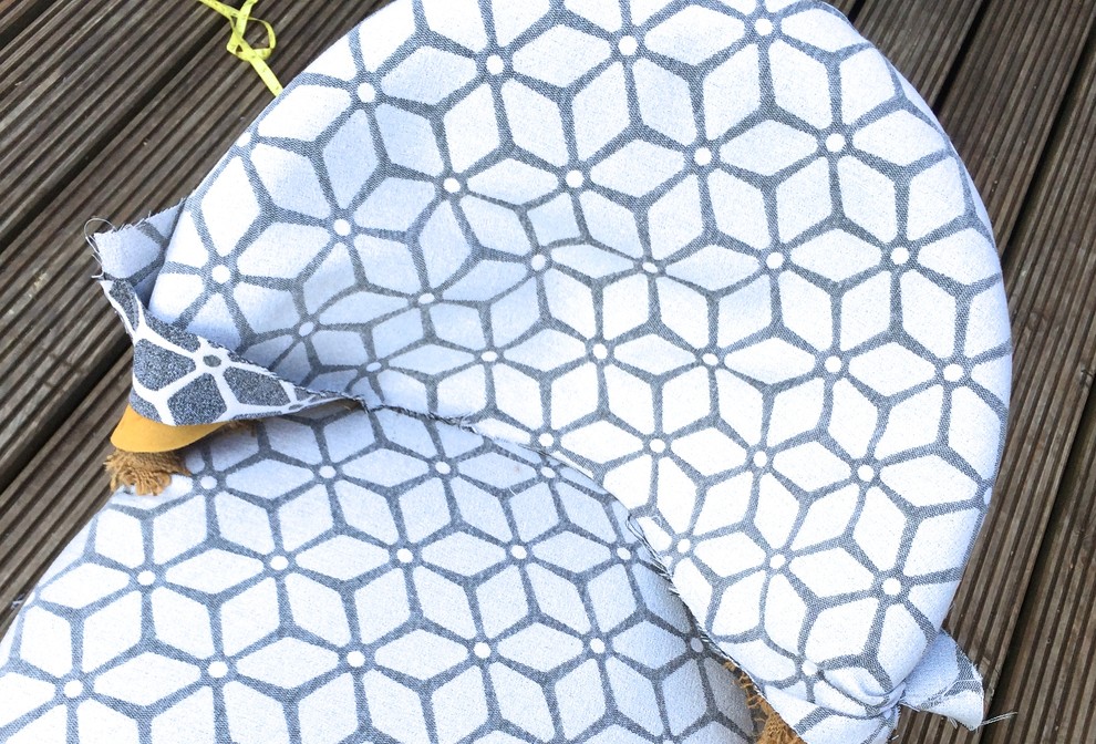 DIY : Как обновить старое кресло своими руками