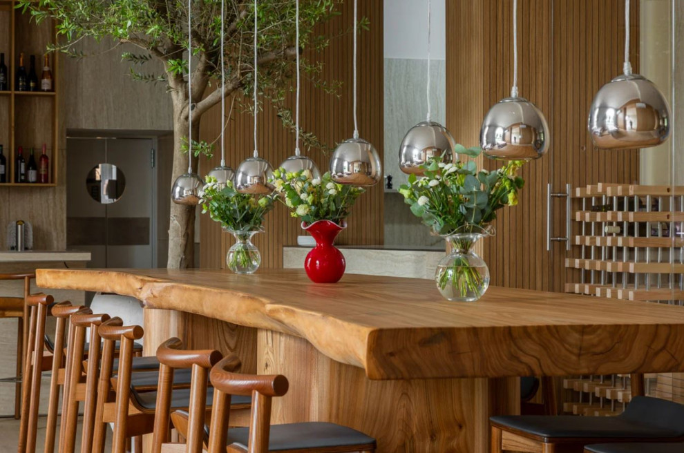 РЕСТОРАН "DIETRO LE QUINTE" В ПЕТРОЗАВОДСКЕ