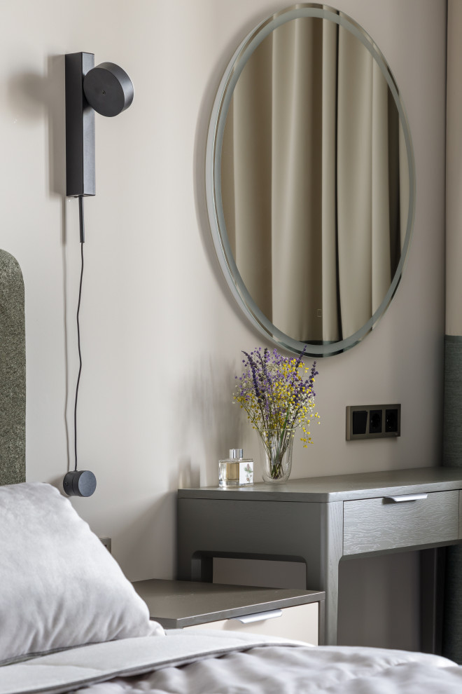 Интерьер квартиры в Приморском районе Санкт-Петербурга с видом на Лахта Центр