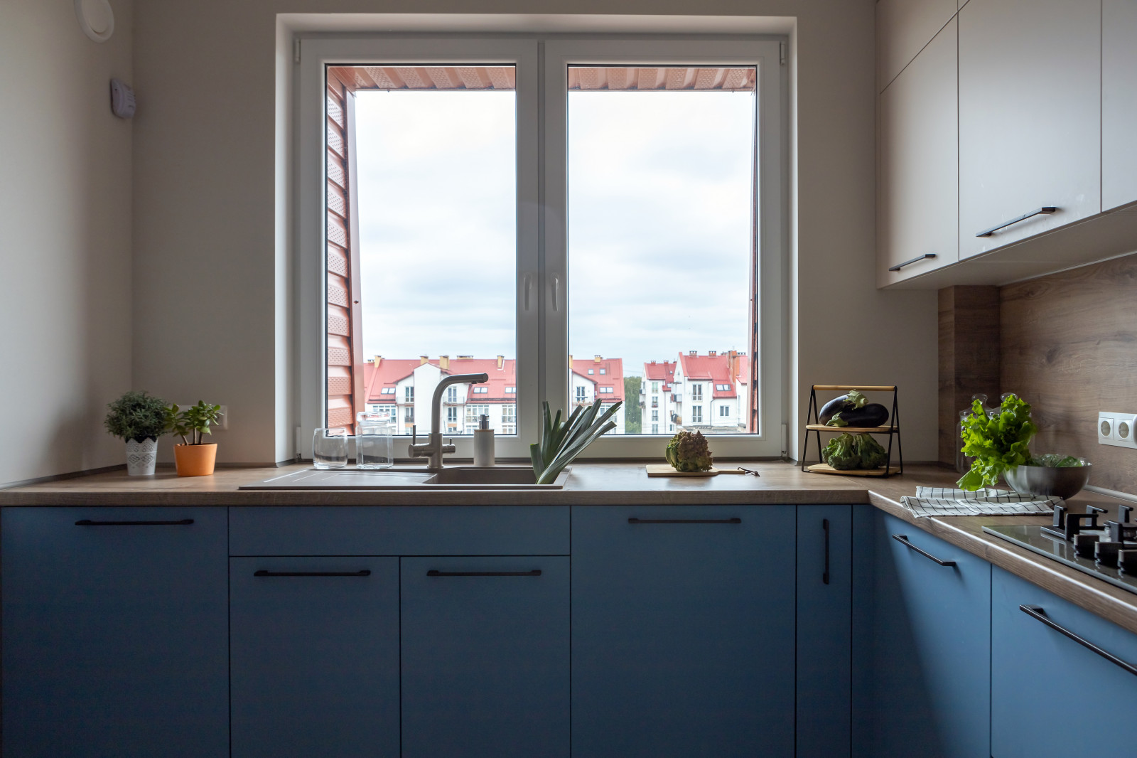 Песок и море