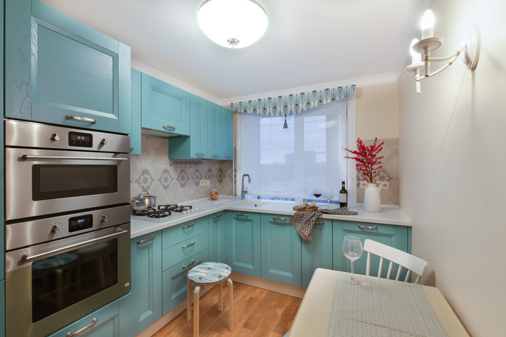 Голубая кухня