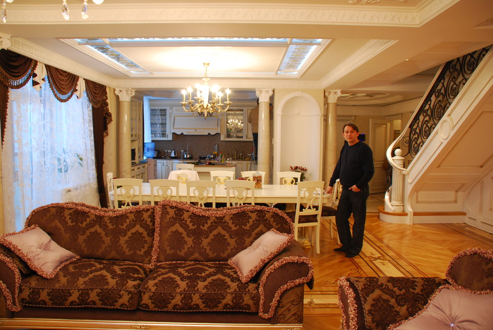 Обложка проекта: В,О,