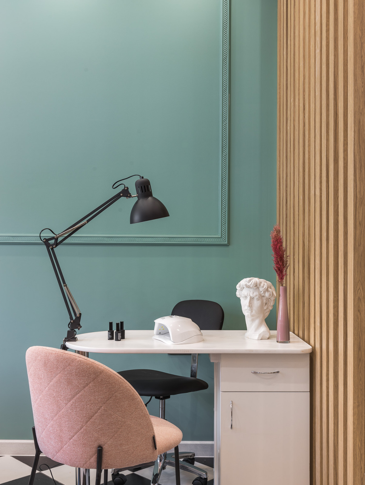 Екатерина Ефремова