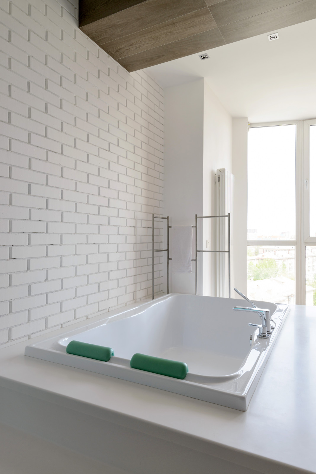 Современная квартира с Сибирским характером.