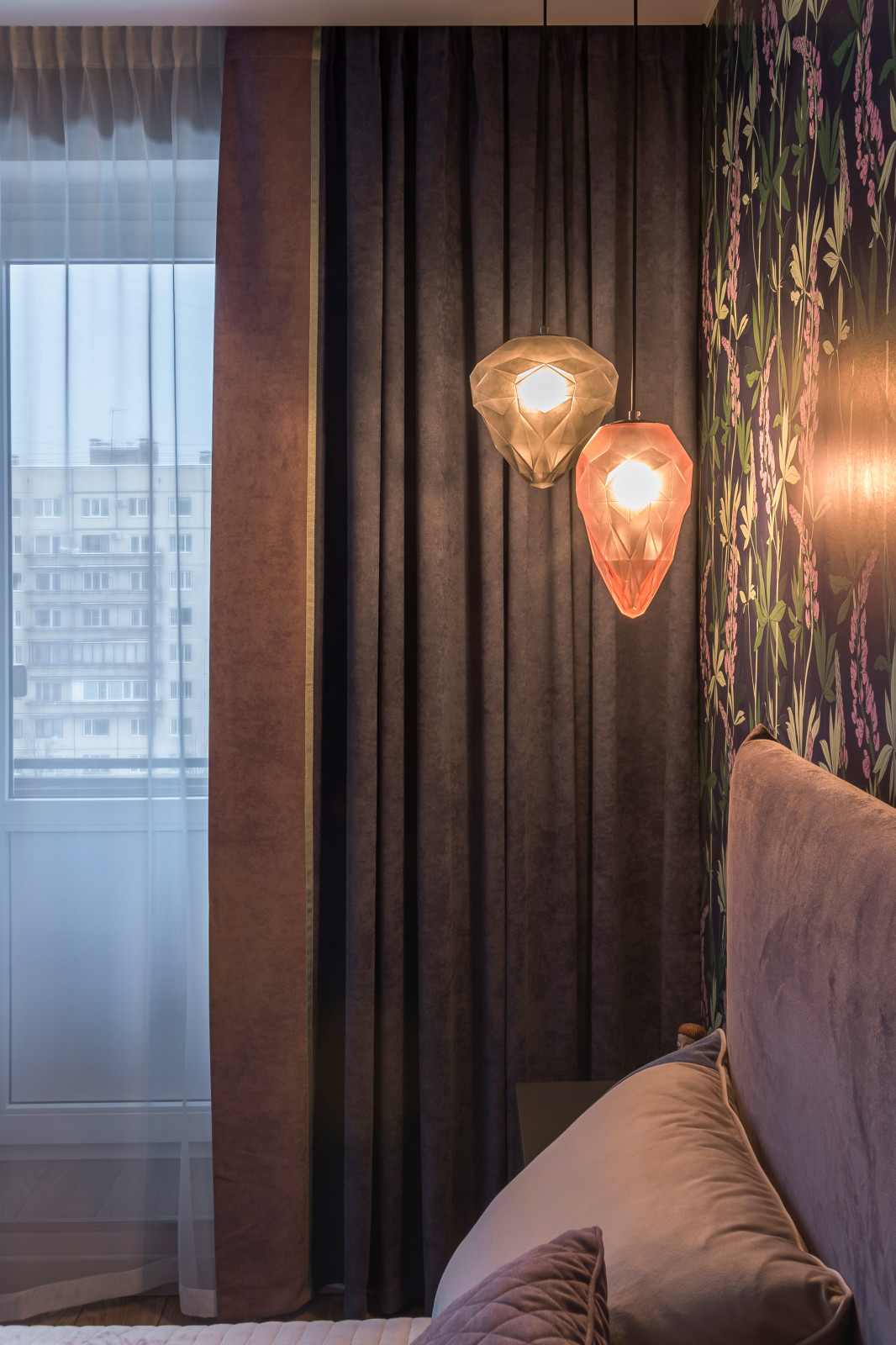 Всплеск эмоций в небольшой квартире