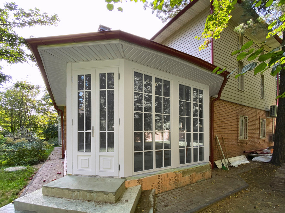 Панорамные витрины с раскладкой из сосны 1-го сорта. Панорамные деревянные окна.