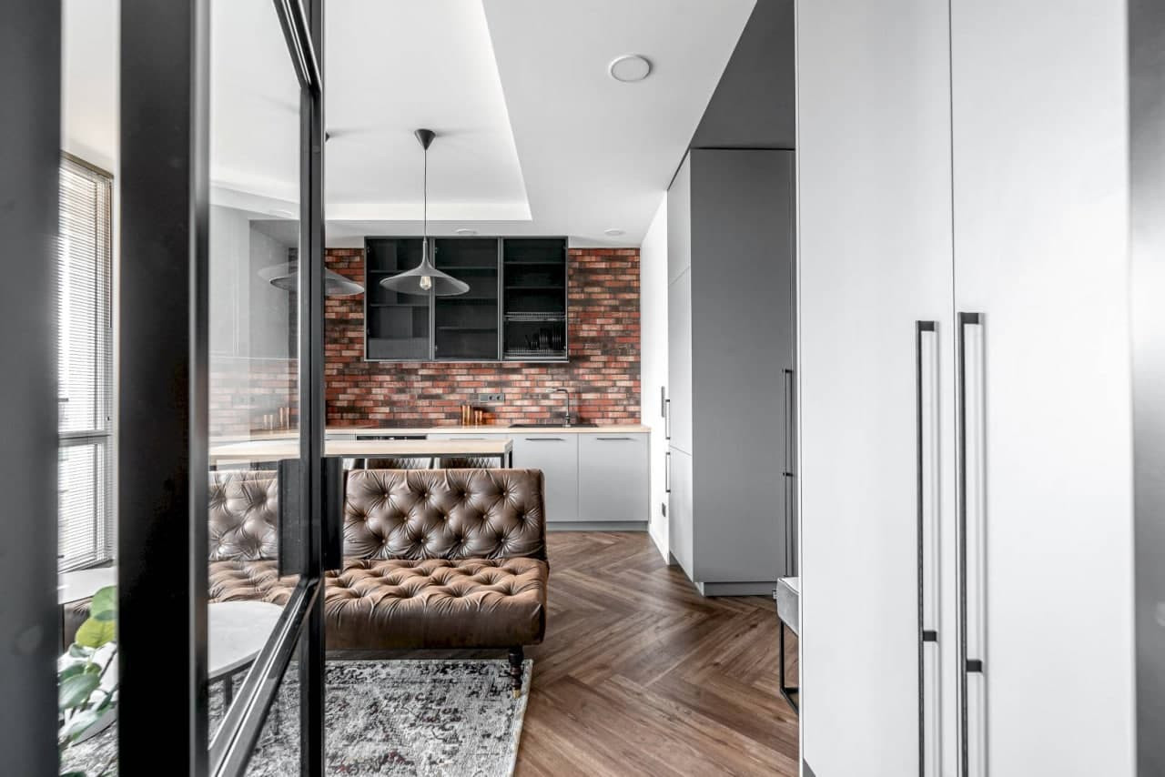 Обложка проекта: Интерьер с элементами стиля лофт