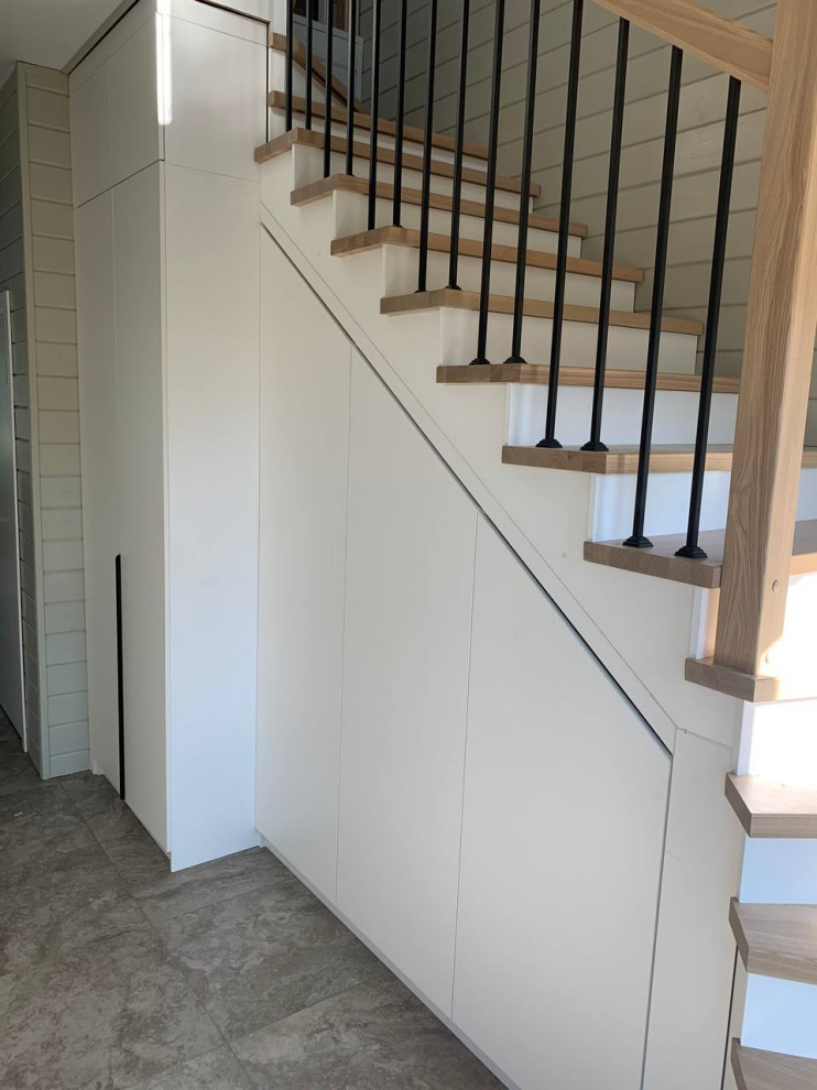 Распашные шкафы