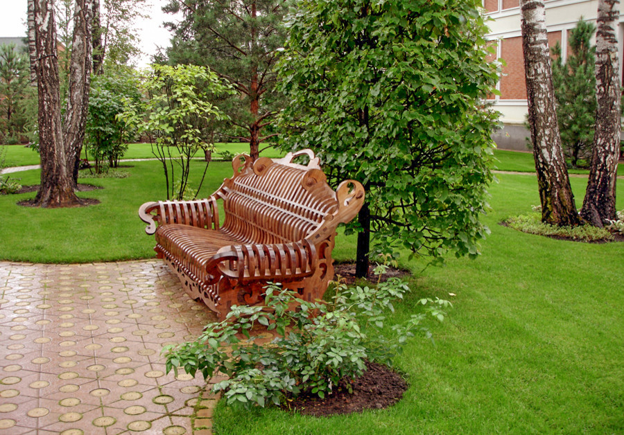 Горки 2, частная территория